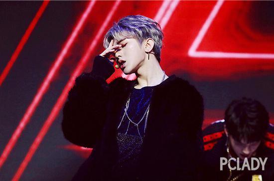 蔡徐坤学长爆料微博视频,幕后故事与成长点滴 第3张 蔡徐坤学长爆料微博视频,幕后故事与成长点滴 第3张